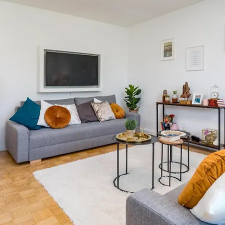 Og2 M 70m2 Grosse 2-zimmer Naehe Salzburg Apartment