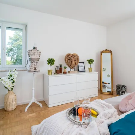 Og2 M 70m2 Grosse 2-zimmer Naehe Salzburg Apartment Freilassing
